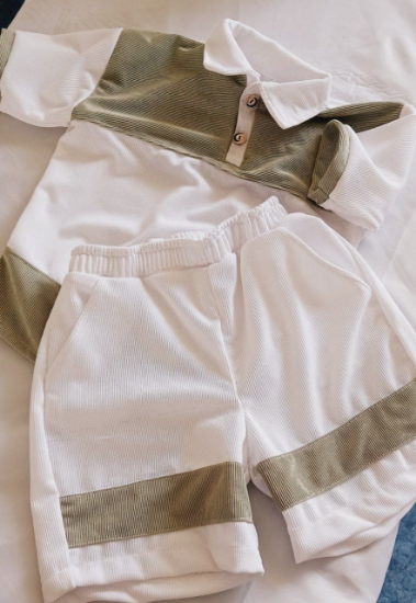 Picture of Complete baby clothe